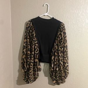 Cheetah flowy top